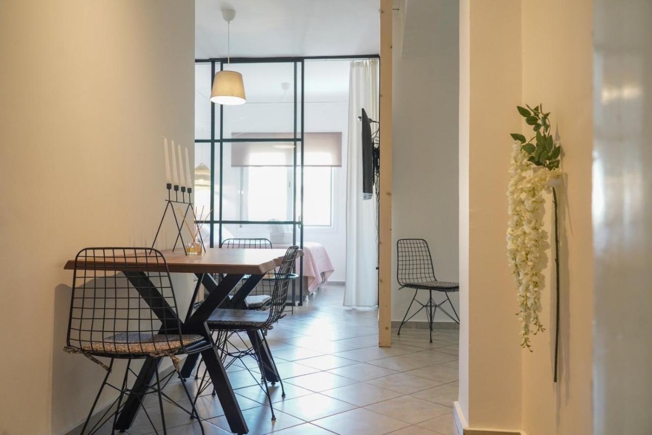 Jelinas Bright Apartment In The Centre Of Nafplio Exterior foto
