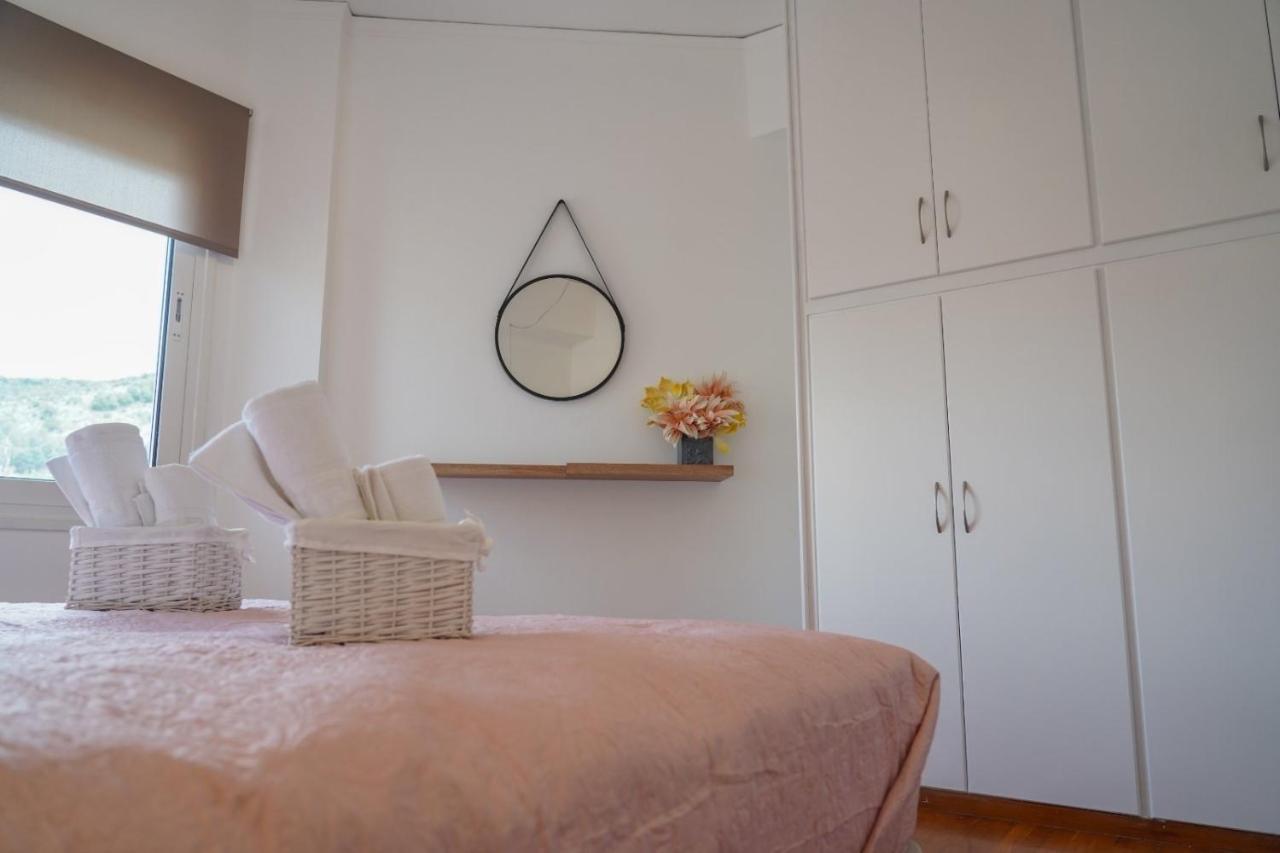 Jelinas Bright Apartment In The Centre Of Nafplio Exterior foto